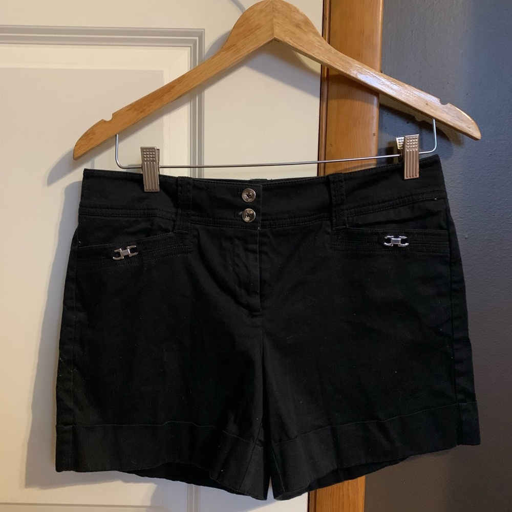 Black House White Market Shorts